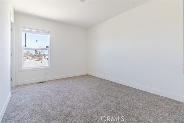 Detail Gallery Image 29 of 38 For 13130 Silver Rock Rd, Pinon Hills,  CA 92372 - 4 Beds | 2 Baths