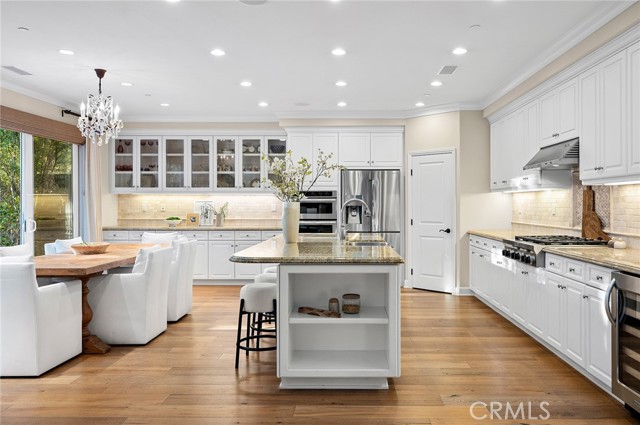 Detail Gallery Image 8 of 72 For 64 Tesoro, Irvine,  CA 92618 - 4 Beds | 3 Baths