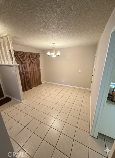Detail Gallery Image 2 of 13 For 2348 Katy Ln, Merced,  CA 95340 - 3 Beds | 2 Baths