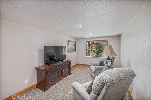 Detail Gallery Image 54 of 69 For 38800 Fawn Point Ln, Bass Lake,  CA 93604 - 5 Beds | 3/1 Baths