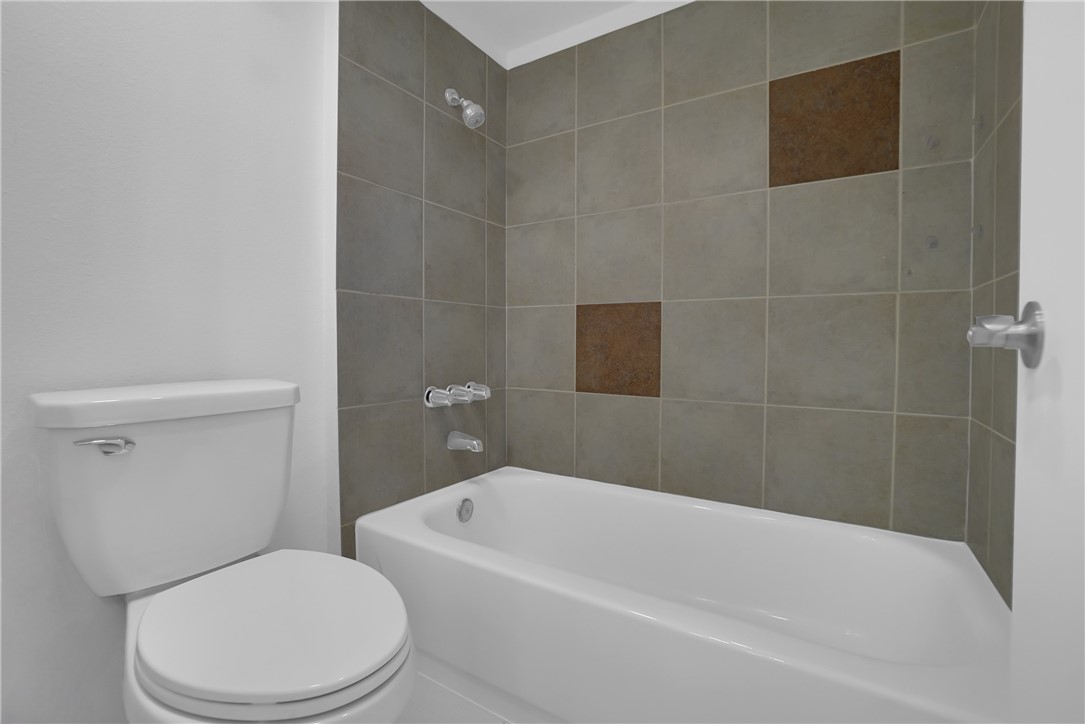 Detail Gallery Image 24 of 32 For 657 S Marengo Ave #7,  Pasadena,  CA 91106 - 3 Beds | 2/1 Baths