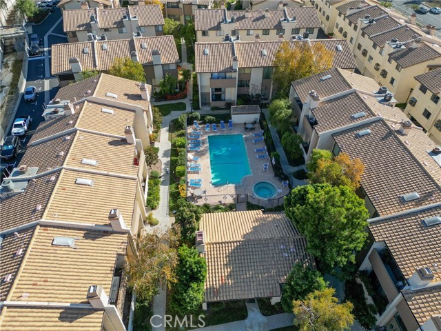 Detail Gallery Image 9 of 11 For 5412 Las Virgenes Rd, Calabasas,  CA 91302 - 3 Beds | 2/1 Baths