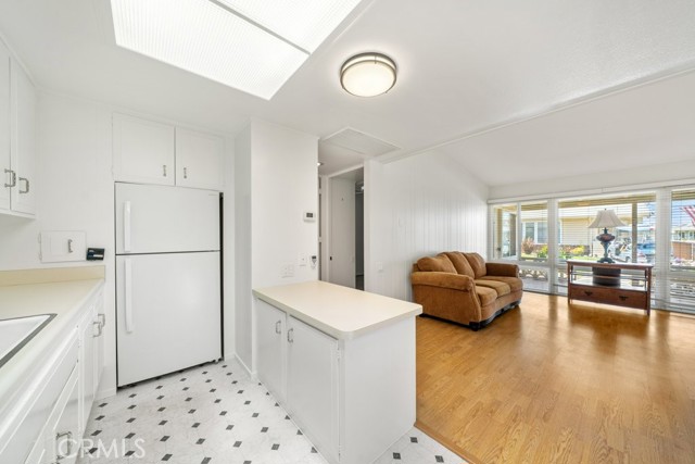Detail Gallery Image 14 of 37 For 13271 Del Monte Dr M14-33j,  Seal Beach,  CA 90740 - 2 Beds | 1 Baths