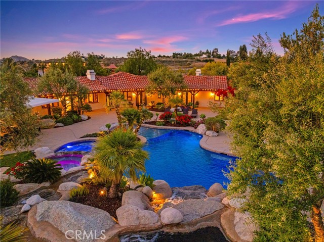 Detail Gallery Image 3 of 74 For 39190 Corte Venture, Temecula,  CA 92592 - 6 Beds | 5/1 Baths