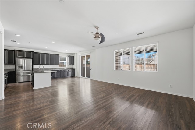 Detail Gallery Image 14 of 48 For 29325 Links, Lake Elsinore,  CA 92530 - 4 Beds | 3 Baths