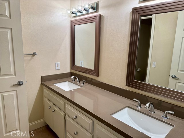 Detail Gallery Image 16 of 31 For 43 Sparrowhawk, Irvine,  CA 92604 - 4 Beds | 3 Baths