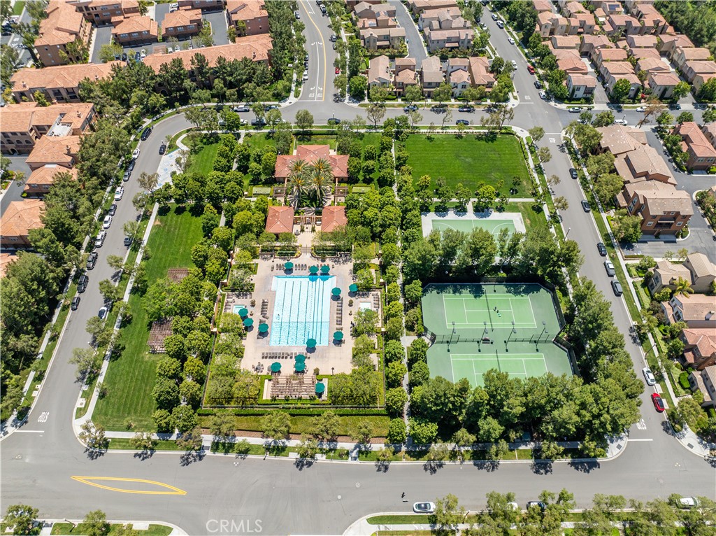 https://media.crmls.org/medias/7697382e-75c4-4c23-8b09-47d4db7d9d2b.jpg?preset=X-Large