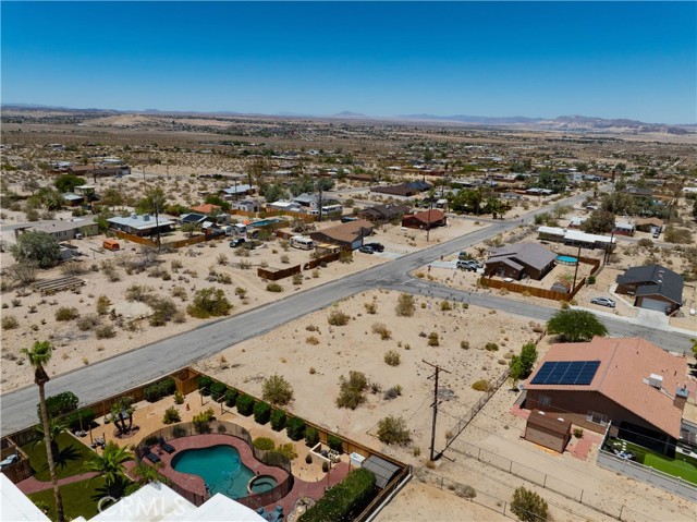 Detail Gallery Image 8 of 18 For 74811 Aladdin Dr, Twentynine Palms,  CA 92277 - – Beds | – Baths