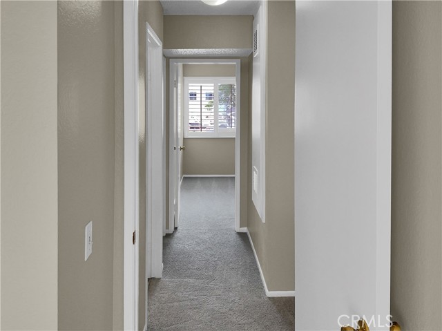 Detail Gallery Image 20 of 26 For 2024 S Bon View Ave #D,  Ontario,  CA 91761 - 3 Beds | 2/1 Baths