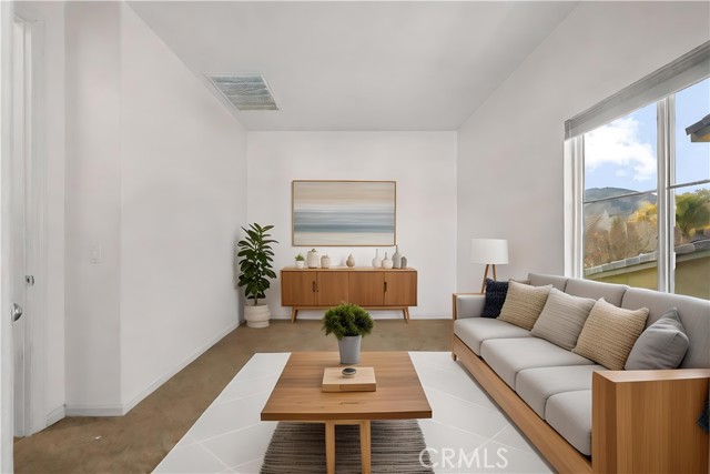 2123 Coconut Place, Palmdale CA: https://media.crmls.org/medias/7698fba6-9832-4869-a1d5-e009a1130c07.jpg