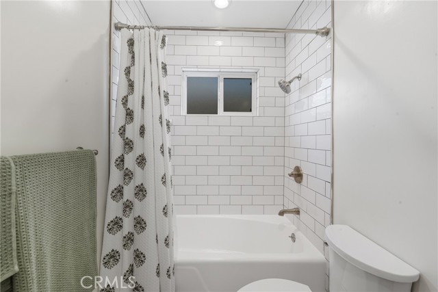 1401 W Beverly Terrace, Montebello CA: https://media.crmls.org/medias/76994d96-9b5b-423d-8ab8-95ff1704b53c.jpg