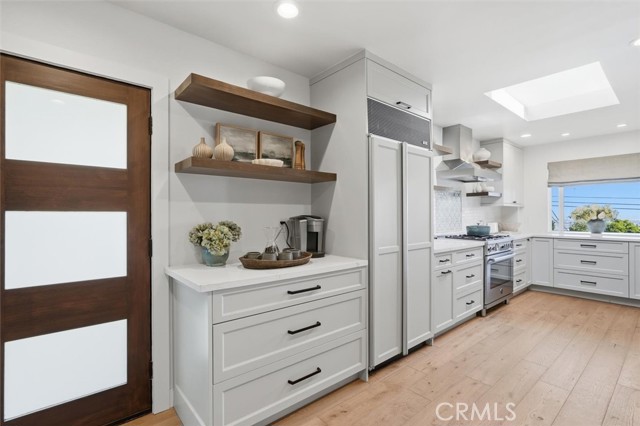 Detail Gallery Image 8 of 29 For 4149 via Solano, Palos Verdes Estates,  CA 90274 - 4 Beds | 3 Baths