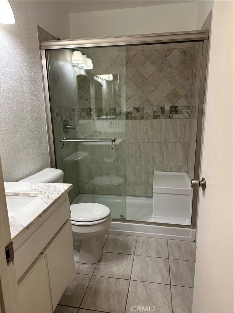 https://media.crmls.org/medias/769a55ed-c917-49d4-ba64-66354b8350e5.jpg?preset=X-Large