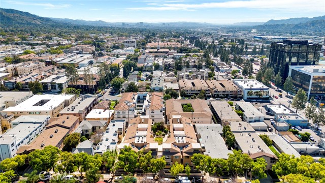 Detail Gallery Image 37 of 47 For 456 E San Jose Ave #B,  Burbank,  CA 91501 - 2 Beds | 2 Baths