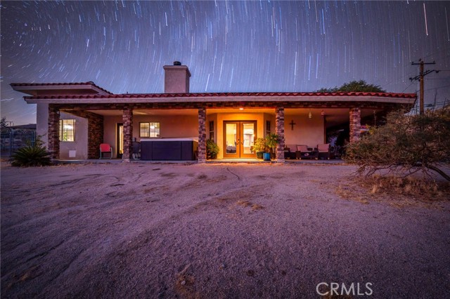 Detail Gallery Image 4 of 75 For 6140 Farrelo Rd, Yucca Valley,  CA 92284 - 3 Beds | 2 Baths