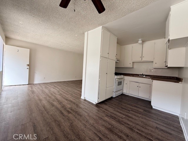 Detail Gallery Image 7 of 24 For 1435 1443 Laurel, Pomona,  CA 91768 - 2 Beds | 1 Baths