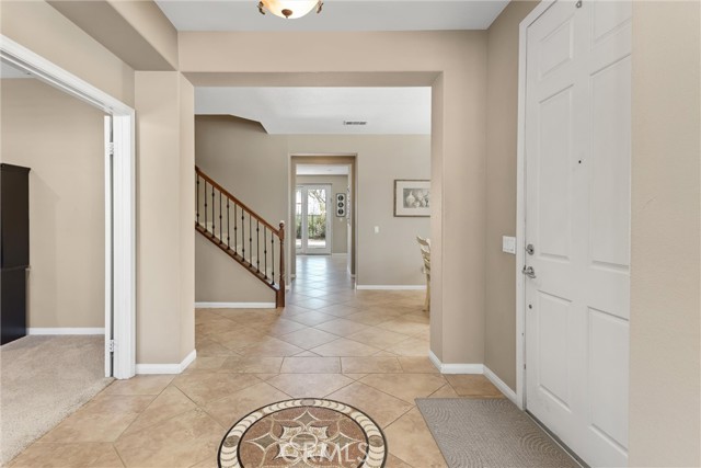 Detail Gallery Image 5 of 48 For 33741 Mckenny, Yucaipa,  CA 92399 - 5 Beds | 4 Baths