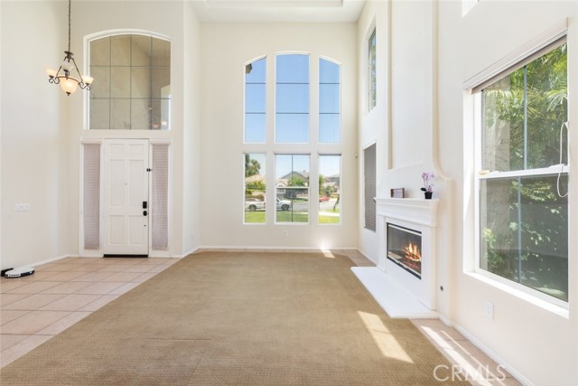 Detail Gallery Image 14 of 75 For 1707 Flag Pin Dr, Corona,  CA 92883 - 6 Beds | 4/1 Baths