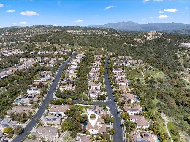 21 Calle Vista Del Sol, San Clemente CA: https://media.crmls.org/medias/769bc3e1-81cf-43ce-8747-45ef0eef374d.jpg