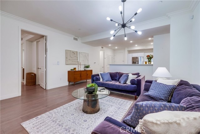 Detail Gallery Image 16 of 33 For 5253 Vantage Ave #105,  Valley Village,  CA 91607 - 4 Beds | 2 Baths