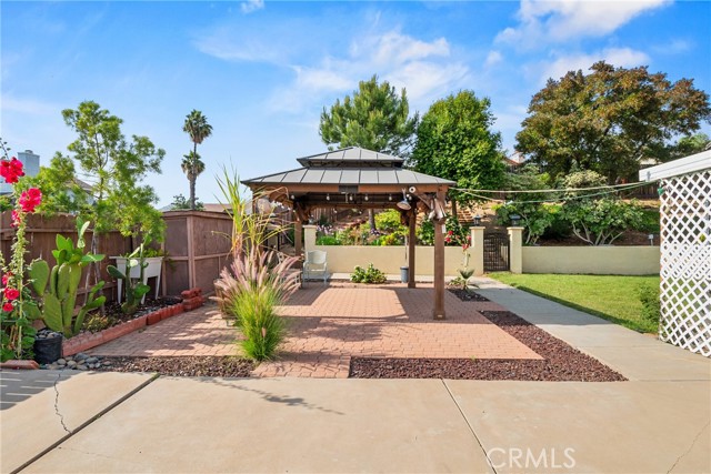 25708 Oak Ct, Moreno Valley CA: https://media.crmls.org/medias/769cb2c8-6c03-4c2b-befa-4d139b1c121d.jpg
