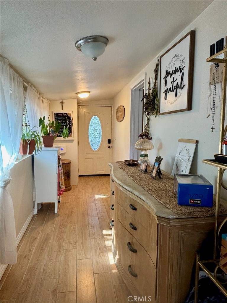 17713 Valley Trail