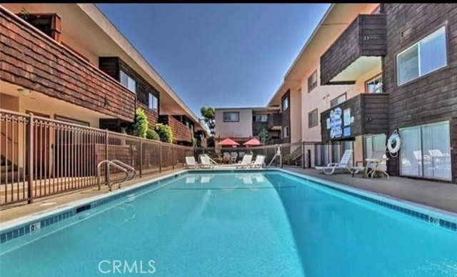 5403 Newcastle, 8 photo 31