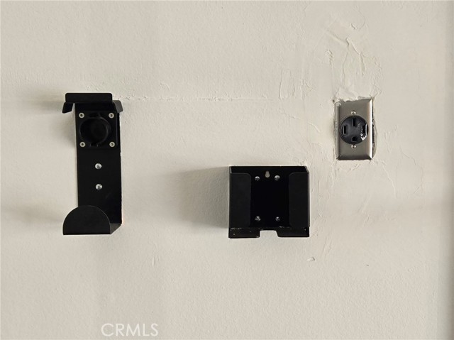 Detail Gallery Image 39 of 40 For 18550 Hatteras #16,  Tarzana,  CA 91356 - 2 Beds | 2/1 Baths