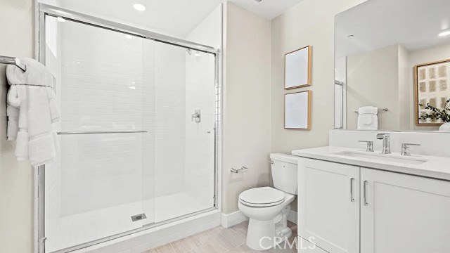 Detail Gallery Image 16 of 34 For 828 Sonia, Irvine,  CA 92618 - 4 Beds | 3/1 Baths