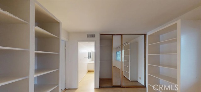 Detail Gallery Image 11 of 12 For 4660 Coldwater Canyon Ave #4,  Studio City,  CA 91604 - 2 Beds | 2 Baths