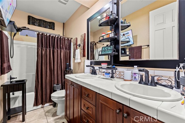 Detail Gallery Image 40 of 62 For 5727 W Avenue K2, Lancaster,  CA 93536 - 4 Beds | 4 Baths