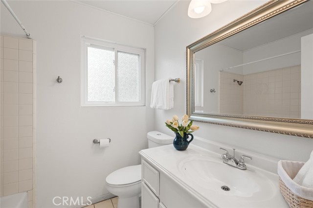 15539 Feldspar Drive, Chino Hills CA: https://media.crmls.org/medias/769de8a4-45c2-4a72-a354-c6e5c8868721.jpg