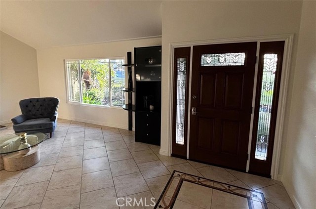 Detail Gallery Image 6 of 19 For 719 Cobb Ave, Placentia,  CA 92870 - 4 Beds | 2 Baths