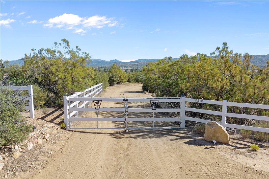 Detail Gallery Image 14 of 50 For 59350 Ramsey Rd, Anza,  CA 92539 - 4 Beds | 2/1 Baths