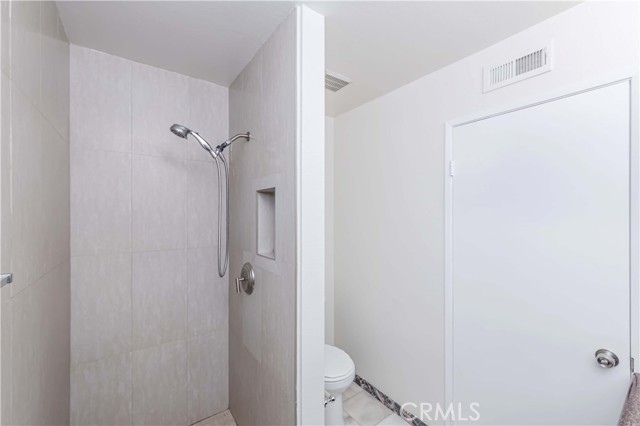 Detail Gallery Image 26 of 39 For 16414 Cornuta Ave #11,  Bellflower,  CA 90707 - 2 Beds | 2/1 Baths