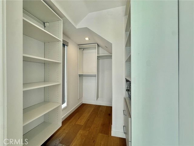 Detail Gallery Image 28 of 37 For 1035 Figueroa Ter #4,  Los Angeles,  CA 90012 - 3 Beds | 2/1 Baths