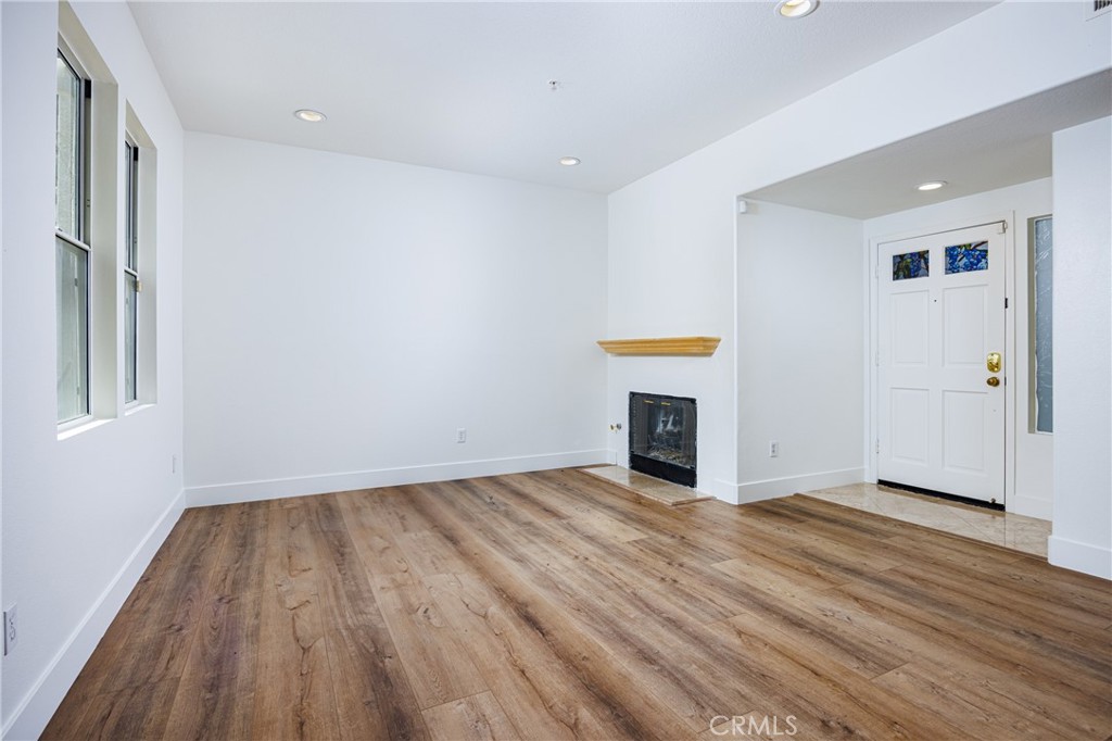 76a0427f 7351 460b 8b9c 9df1d4942ff5