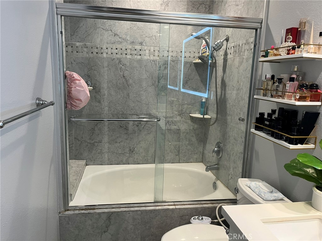 76a1916f 9bb5 460f 8261 70b382268312