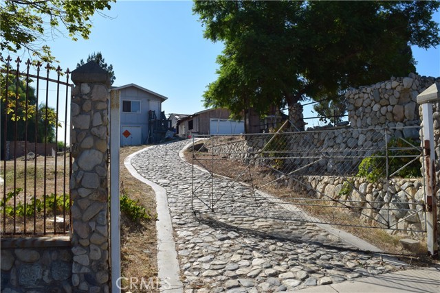 Front Left Gate entryway