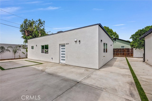 18152 Sunburst Street, Northridge CA: https://media.crmls.org/medias/76a1d869-70ef-4301-a313-c665db4c2a27.jpg