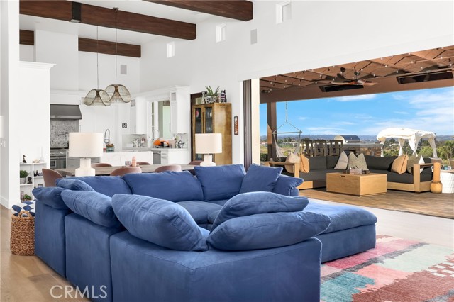 Detail Gallery Image 6 of 46 For 16582 Rio Vista Road, Rancho Bernardo (San Diego),  CA 92127 - 7 Beds | 7/1 Baths