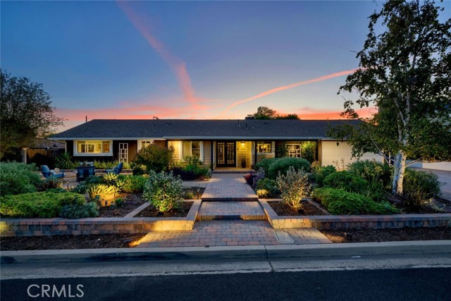 Detail Gallery Image 1 of 30 For 13051 Earlham St, North Tustin,  CA 92705 - 3 Beds | 2 Baths