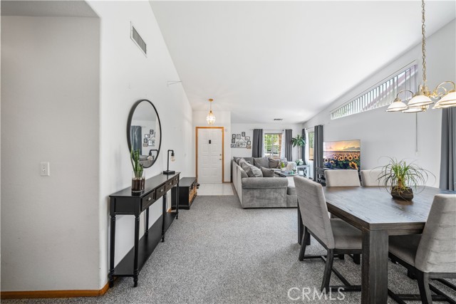 12994 High Vista st, Victorville CA: https://media.crmls.org/medias/76a3e229-fd00-4c2d-aa3a-636ea7c3dc98.jpg
