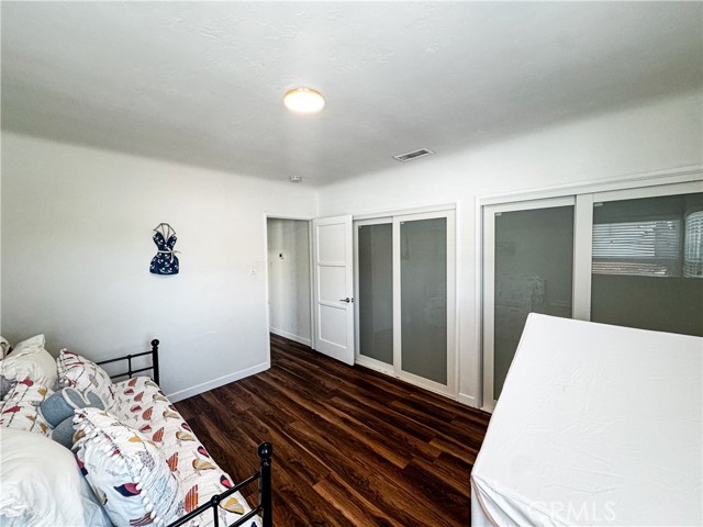 Detail Gallery Image 18 of 33 For 2817 Easy Ave, Long Beach,  CA 90810 - 3 Beds | 2 Baths