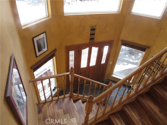 Detail Gallery Image 5 of 42 For 266 Holiday Vista Dr, Mammoth Lakes,  CA 93546 - 4 Beds | 3/1 Baths