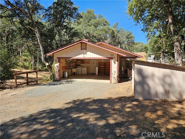 Detail Gallery Image 28 of 34 For 5532 Pine Ave, Clearlake,  CA 95422 - 2 Beds | 2 Baths