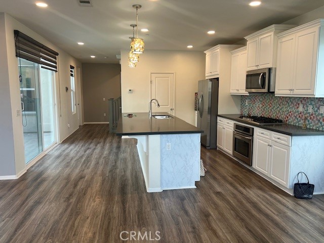 Detail Gallery Image 3 of 43 For 232 Cultivate, Irvine,  CA 92618 - 3 Beds | 3/1 Baths