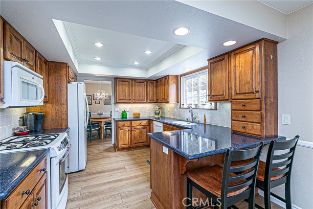 Detail Gallery Image 10 of 35 For 1648 Coral Dr, Santa Maria,  CA 93454 - 3 Beds | 2 Baths