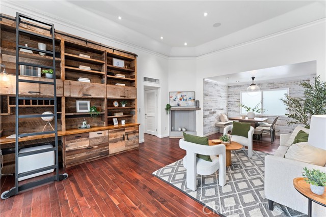3604 Westwood Boulevard, Los Angeles CA: https://media.crmls.org/medias/76a508fd-e300-4726-93fa-d636de28c0d4.jpg