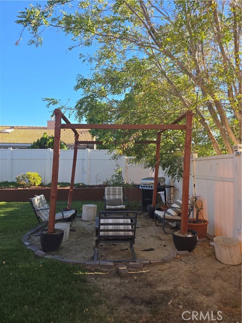 5034 Marseilles Court, Palmdale CA: https://media.crmls.org/medias/76a51039-2e00-4bec-9b6c-c67281ed025b.jpg